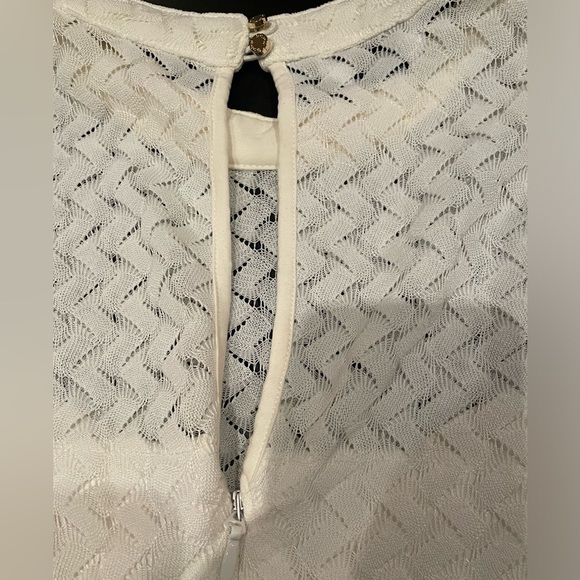 Women’s Off White Bebe Dress Size Large - Picture 6 of 7